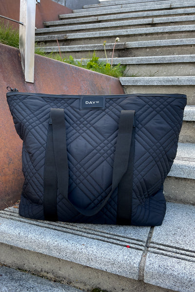 Gweneth RE-Q Baru Bag Black