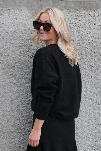 Brook Knit Oversize V-Neck Black