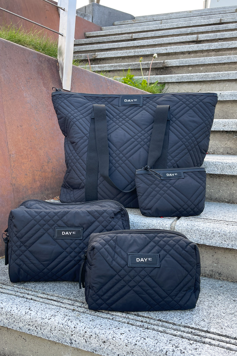 Gweneth RE-Q Baru Beauty Big Black